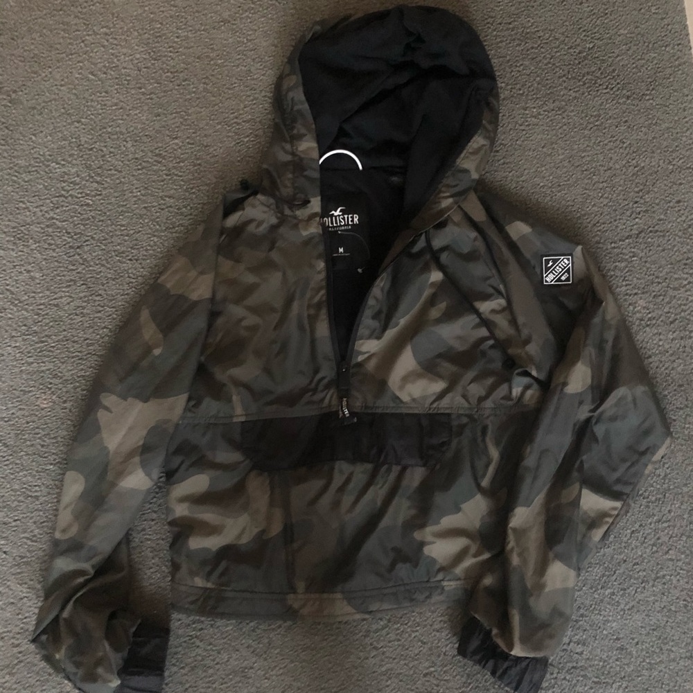 Hollister cropped windbreaker